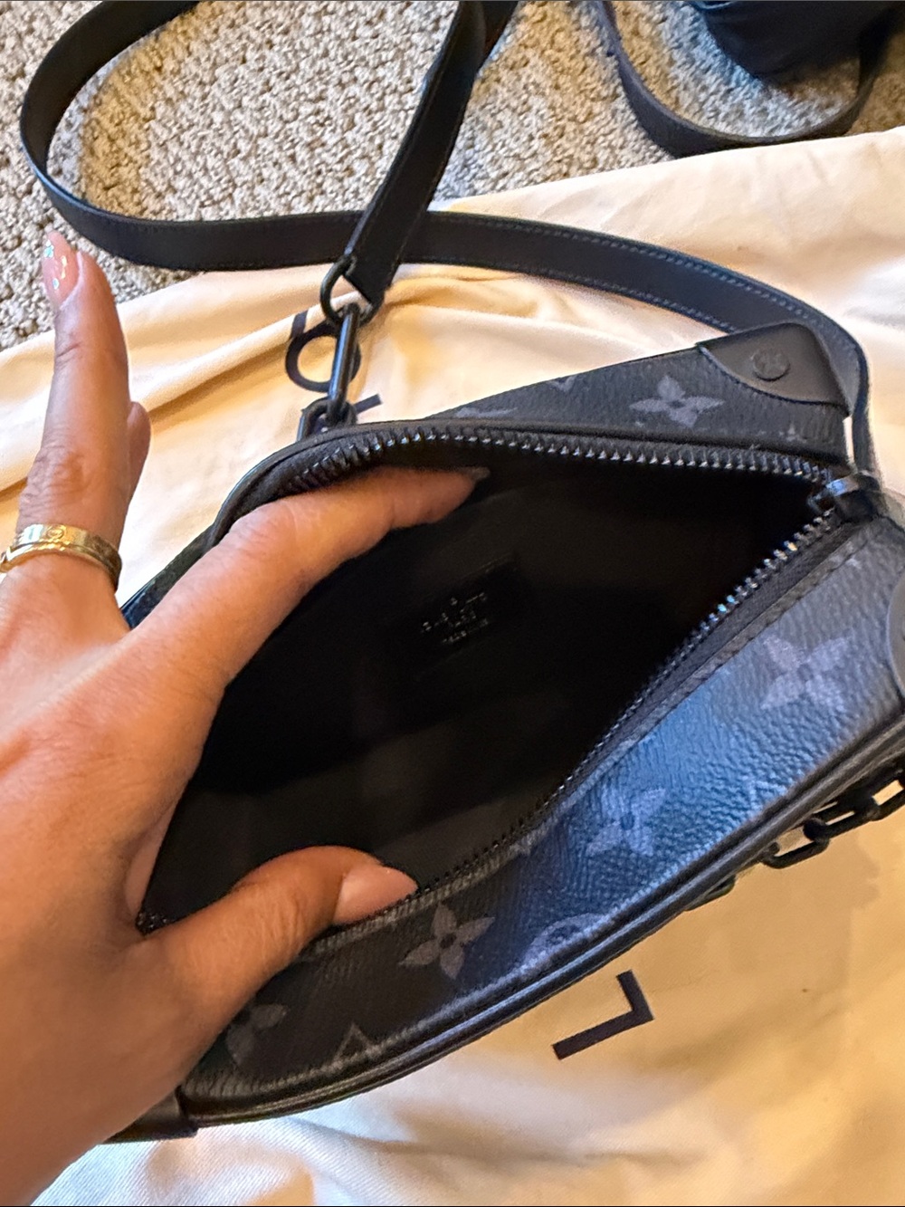Louis Vuitton Black Monogram Canvas Messenger Crossbody with Chain Detail - Picture 3 of 5